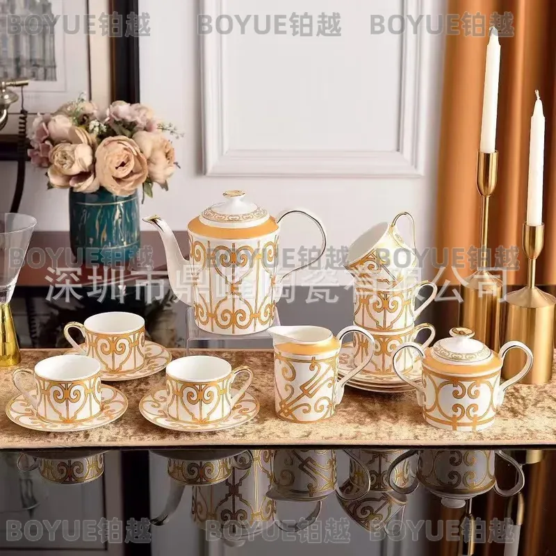 Conjunto de Xícara e Prato de  - Luxury Gift Set avaliação e preço