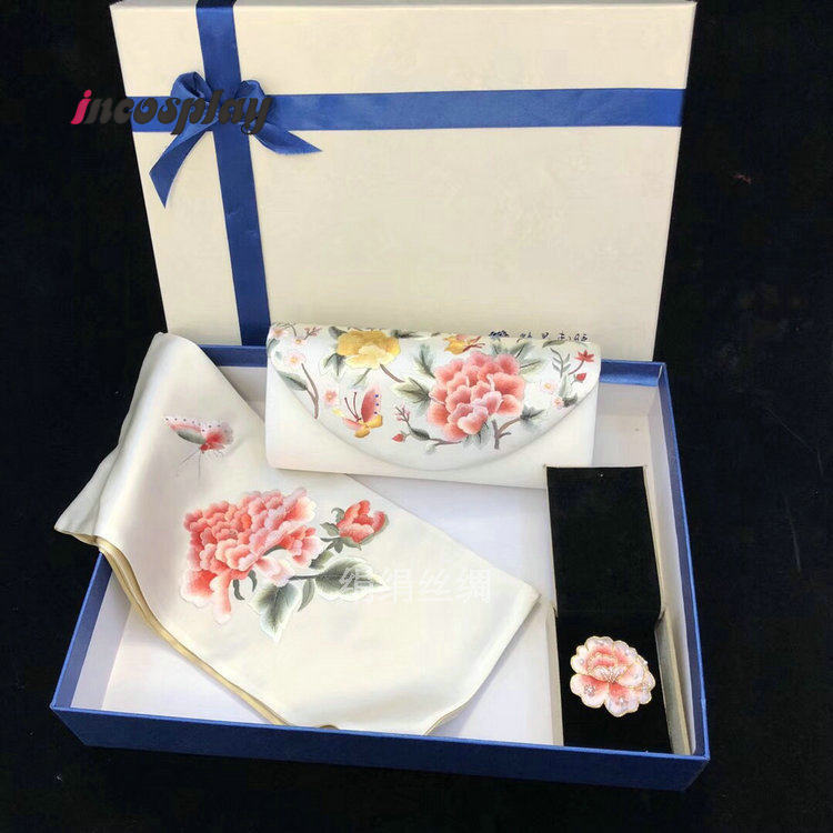 Lenço de Seda com Bordado Chin - Luxury Gift Set avaliação e preço